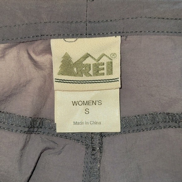 REI COOP Gray lightweight Fast Drying Adjustable Waist Hiking Shorts size Small - Picture 10 of 16